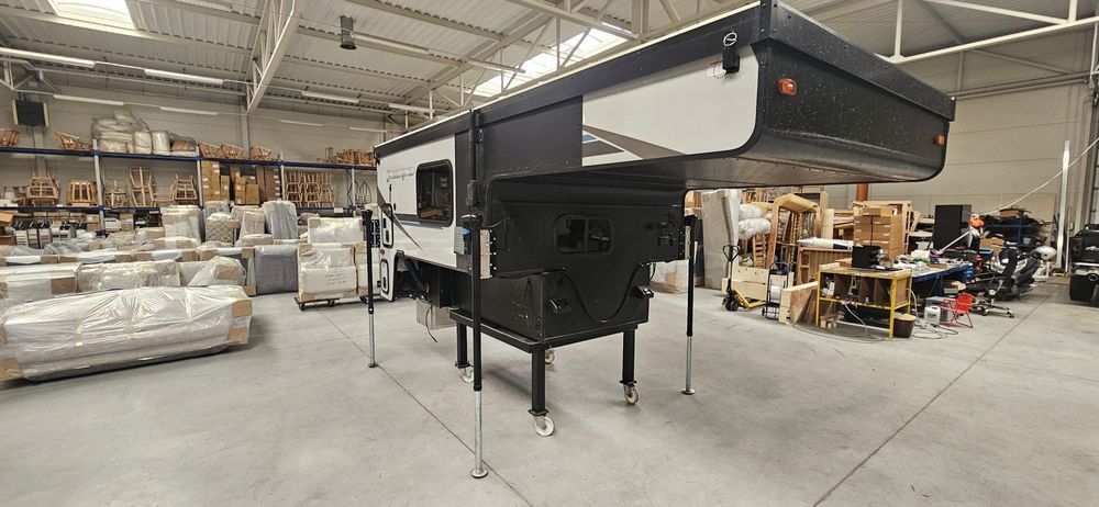 Pickup camper, kamper zabudowa Palomino SS-1251 do Dodge RAM Ford F-15