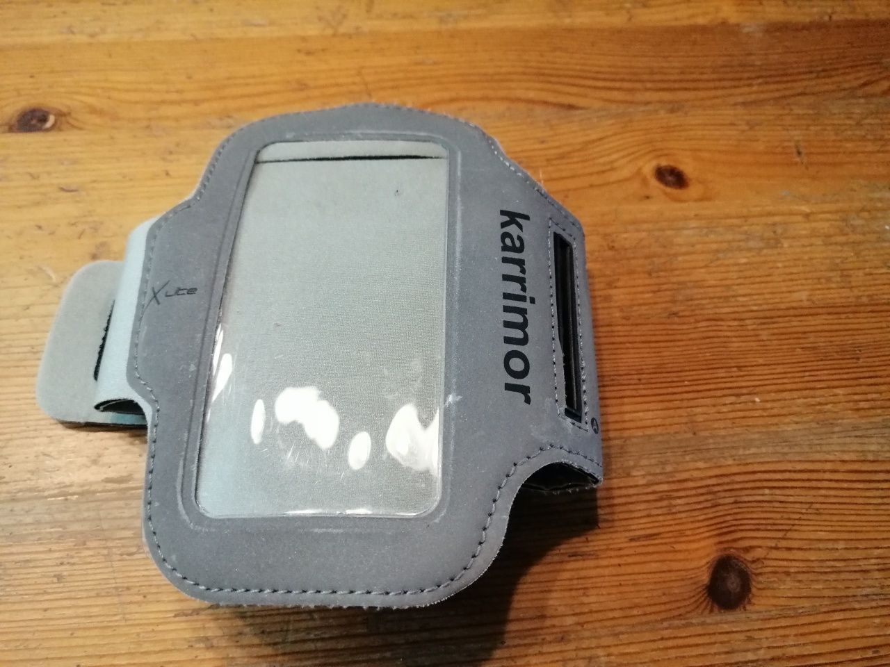 Opaska biegowa na smartfon Karrimor