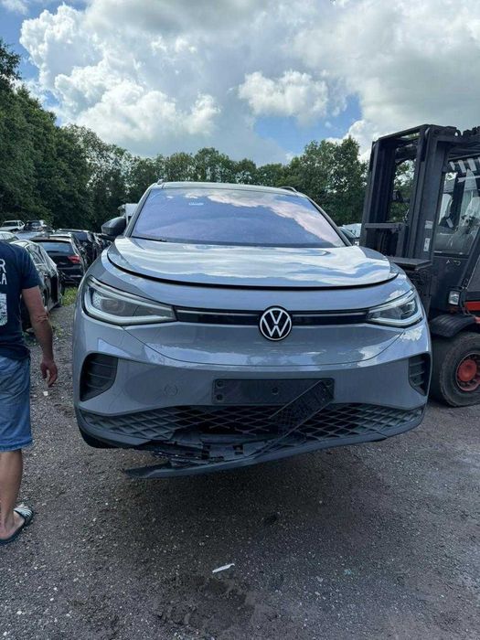 VW. ID4 РОЗБІРКА  запчастини в наявності Капот в колір