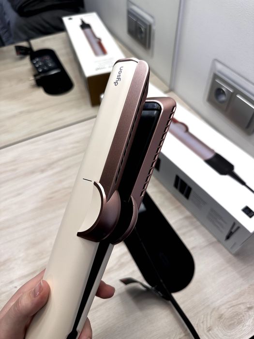 Dyson airstrait/Дайсон еірстрейт