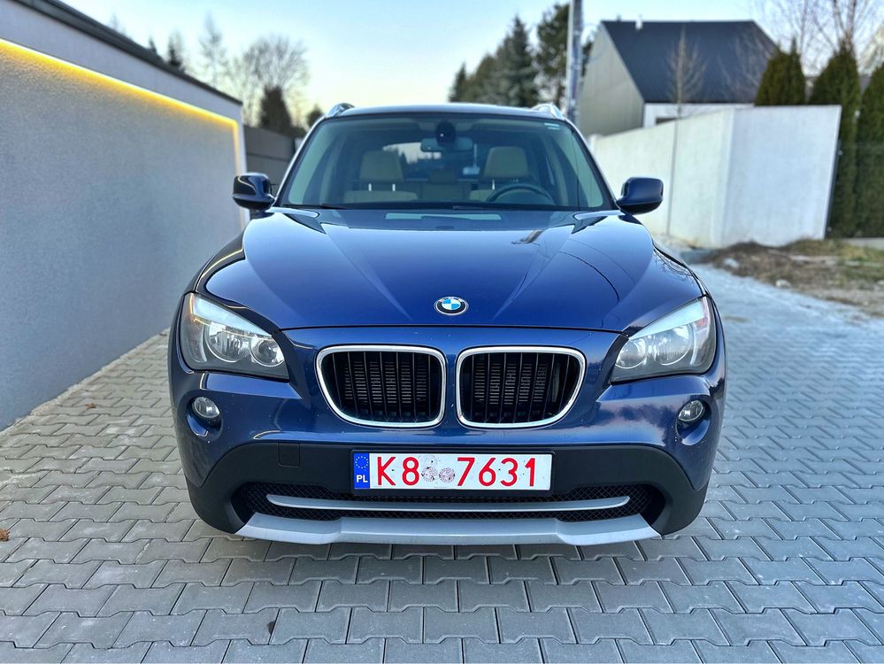 BMW X1 z 2012r • 2.0 benzyna • xDrive • Automat * Skóry • Panorama •