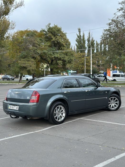 Chrysler 300c.