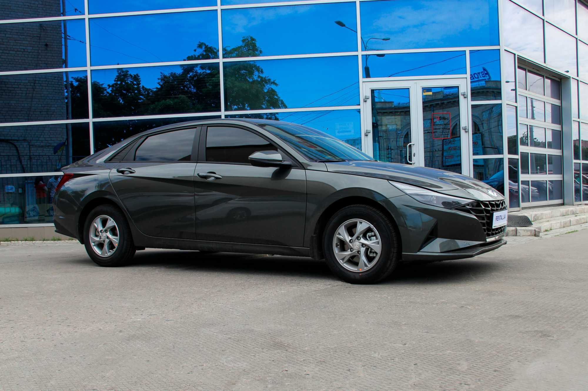Аренда авто, прокат авто Hyundai Elantra в Одессе без водителя