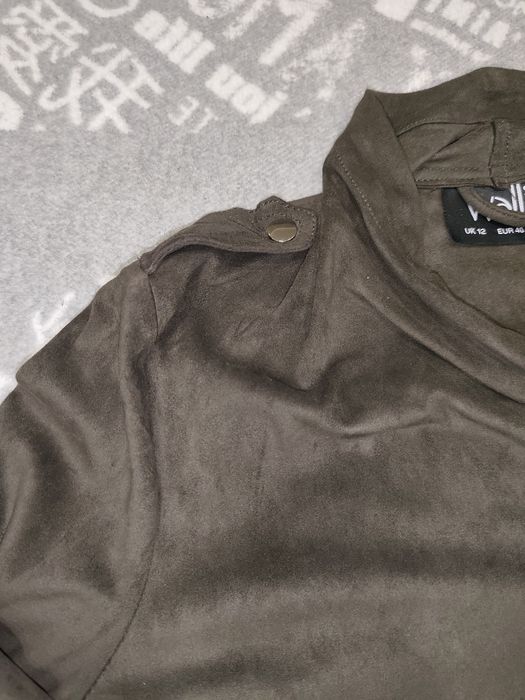 Женская мастерка