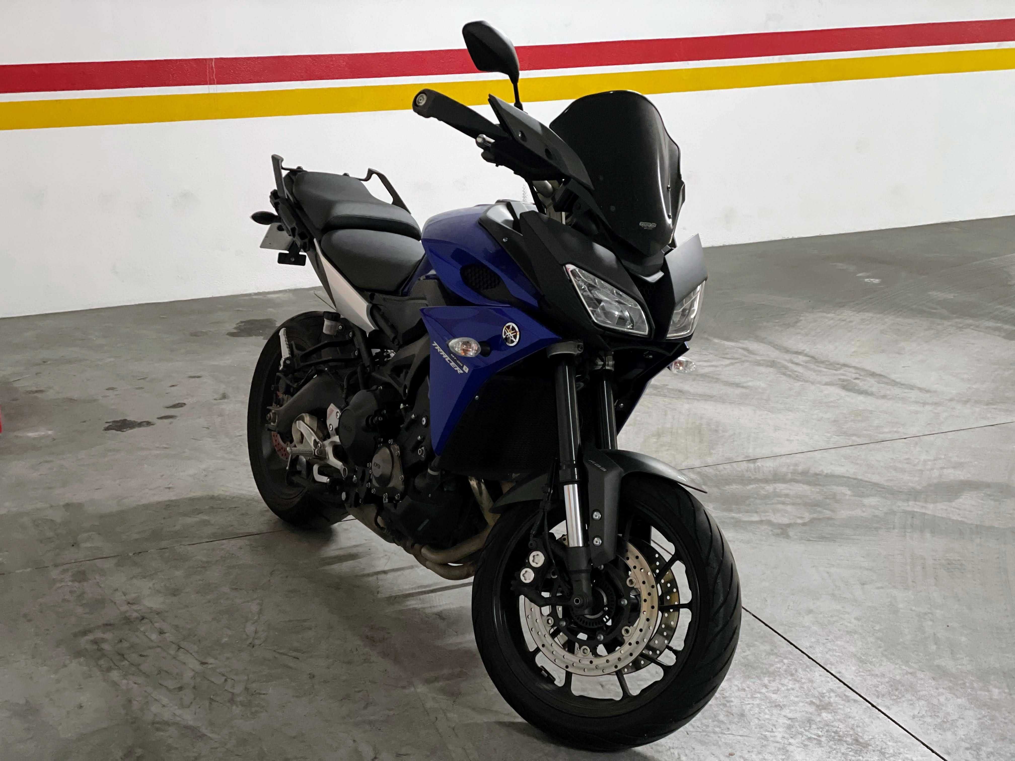 Mota Yamaha Tracer 900