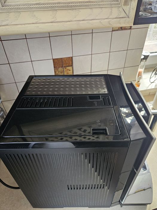 DeLonghi Perfecta ESAM 5600 ekspres do kawy ciśnieniowy 100%  sprawny
