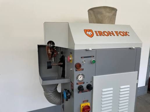 Maquina cardar solas Iron Fox