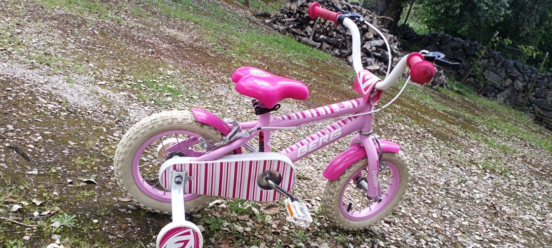 Bicicleta de menina