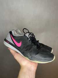 Buty sportowe nike 38,5