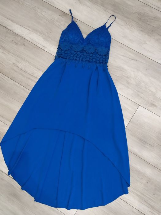 Sukienka koktajlowa, asymetryczna