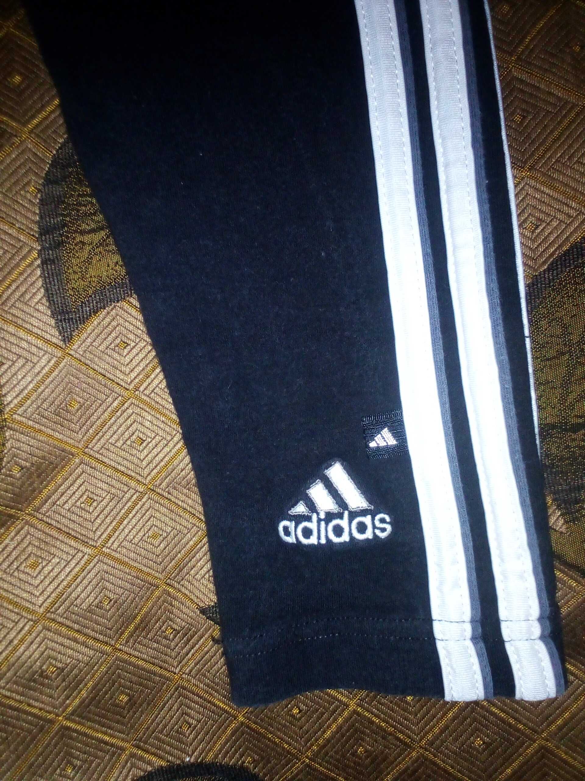 Лосіни  adidas, розмір М