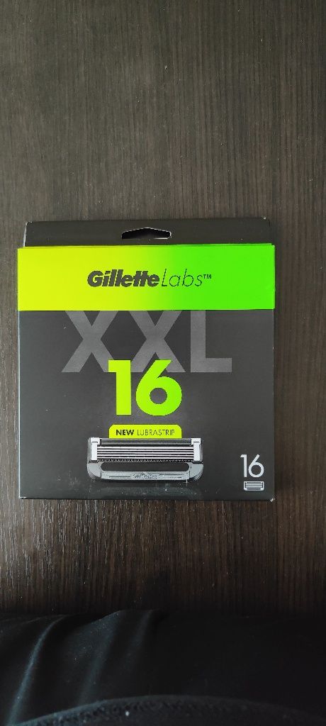 Gillette Labs 16 sztuk