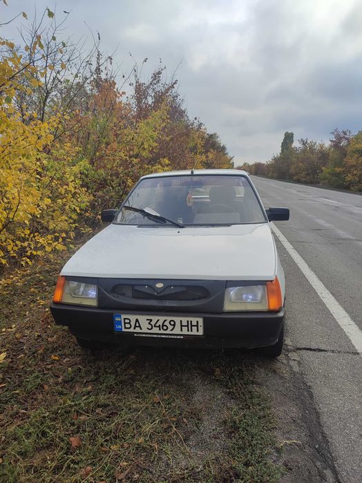 Продаю ЗАЗ Таврія 1102