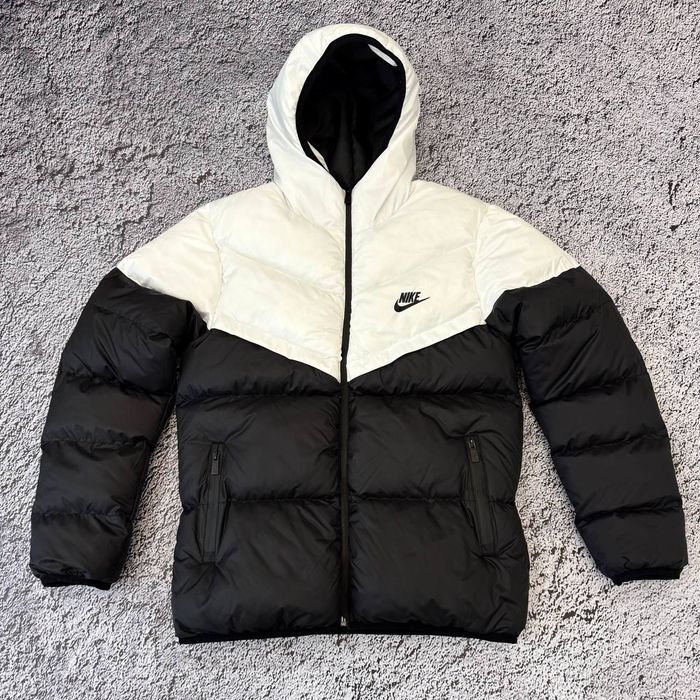 Зимовий пуховик Nike