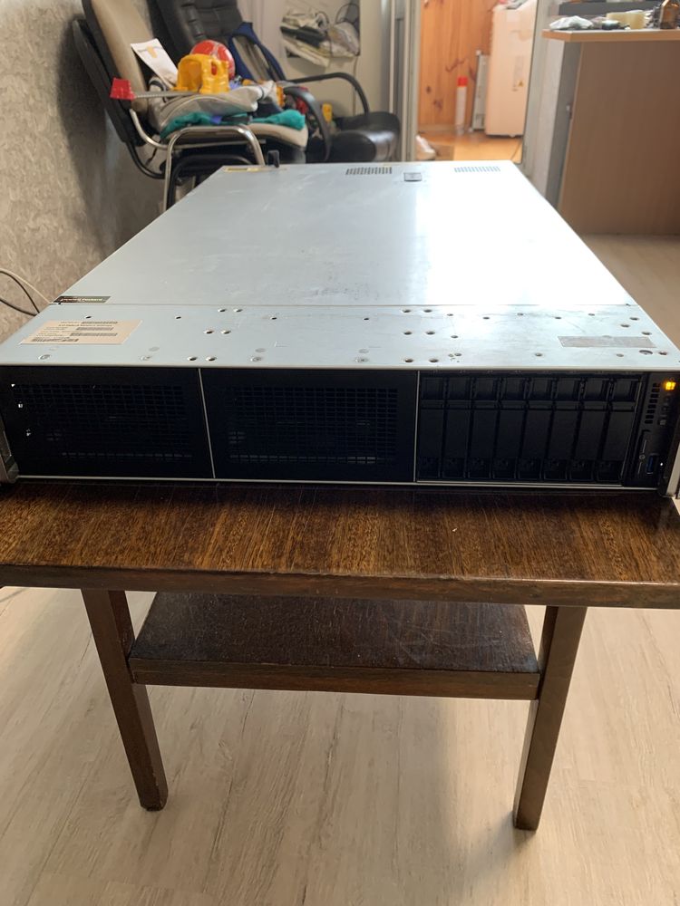 Сервер HP Proliant DL 560 G9 (8x2.5) SFF 4*4669V3 0GB NOSSD
