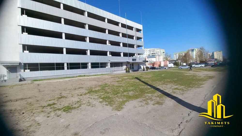 Продаж паркомісця проспект Миру, 28