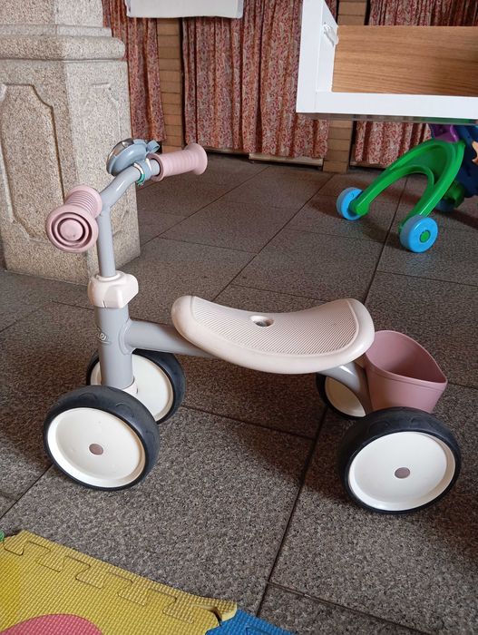 Triciclo em muito bom estado