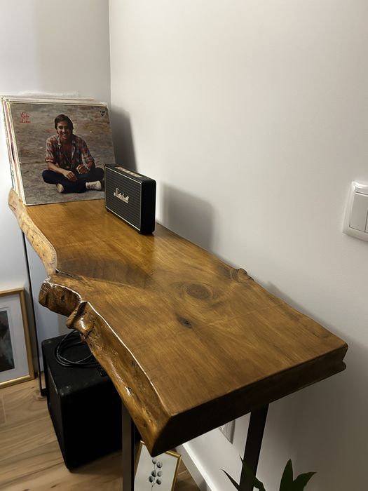 Aparador - peça feita à mão - 120X30/35