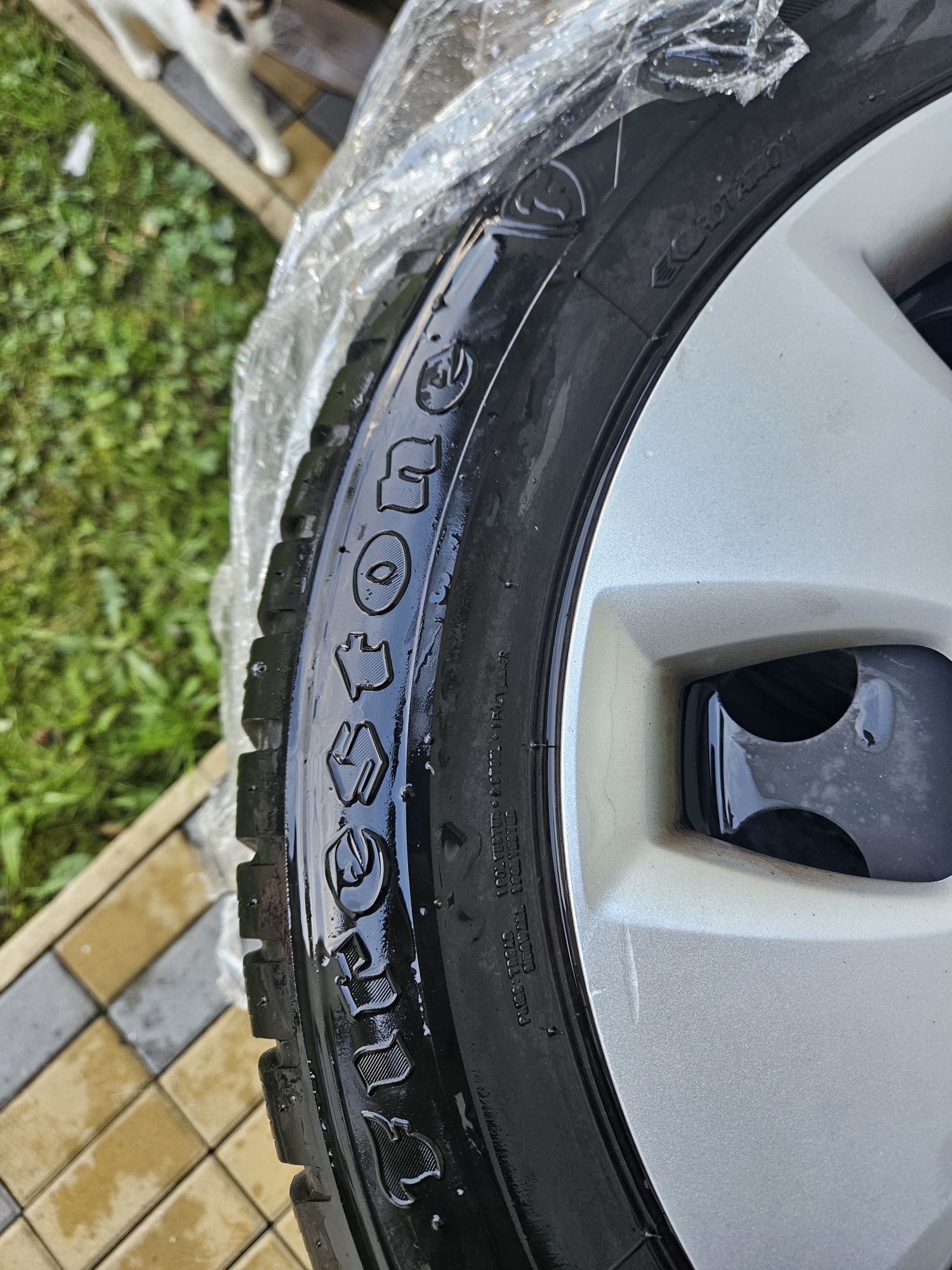 Felgi Opel Astra 5x105 16 z oponami
