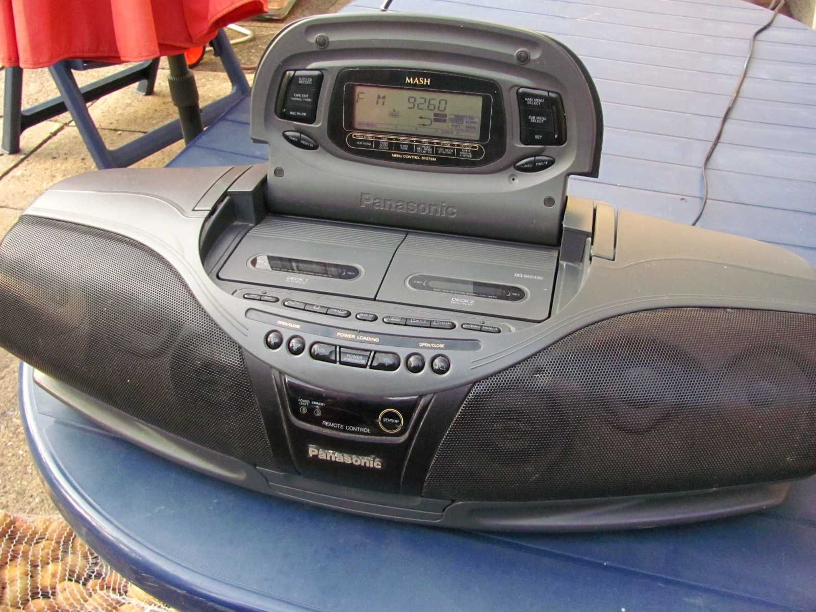 Radiomagnetofon z CD Boombox Panasonic RX-DT75 Cobra