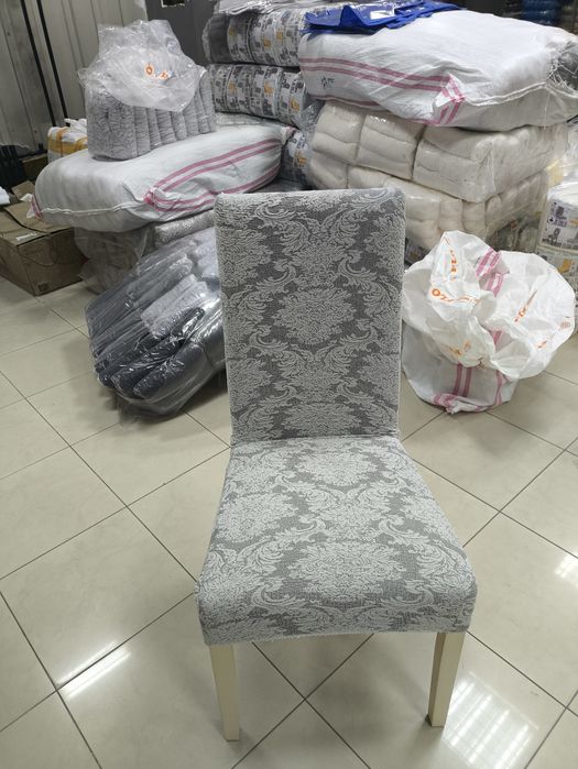 Стул деревянный новый