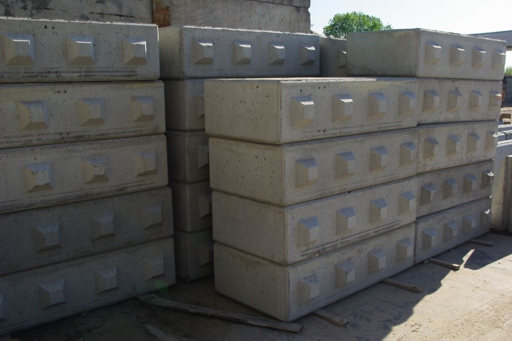 Blok betonowy typ 40 / bloki betonowe / mury oporowe / klocki/zasieki