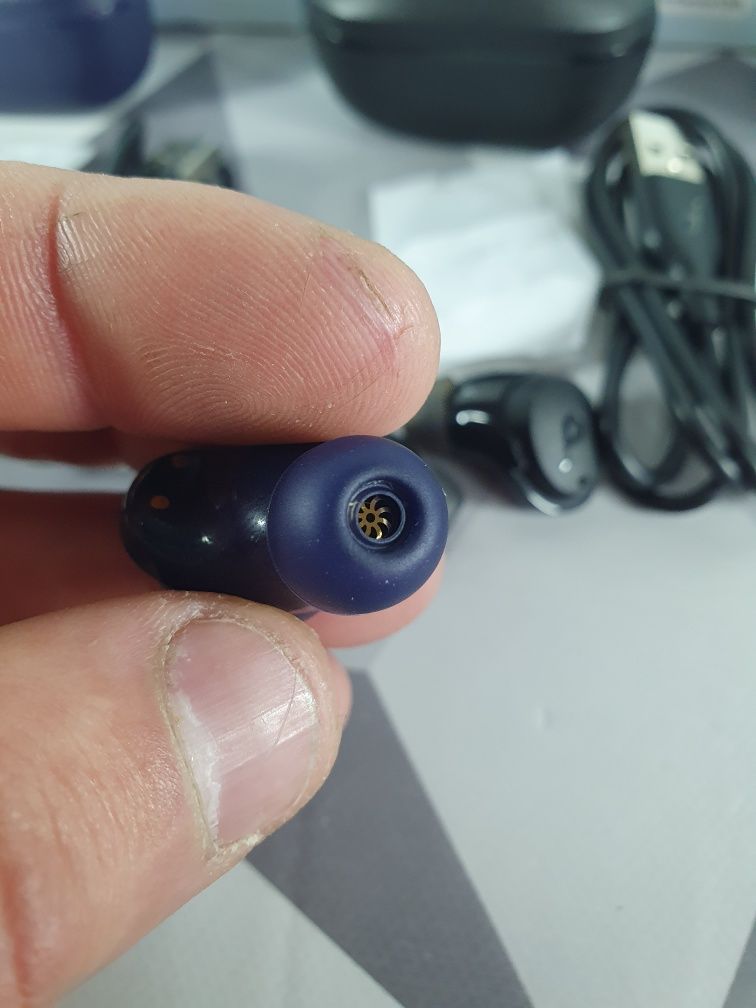 Навушники Soundcore DOT 3i