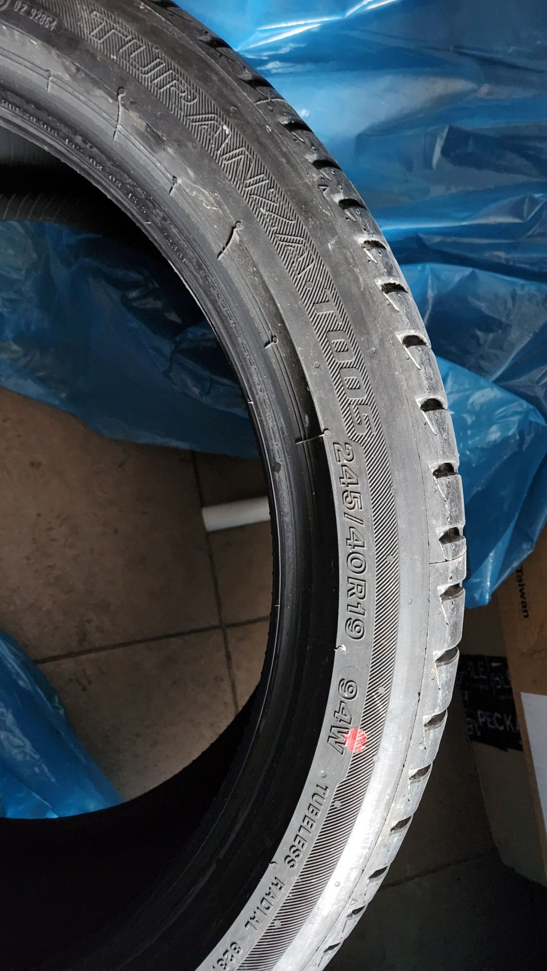 Opony letnie 245/40/R19 Bridgestone komplet 4 szt.