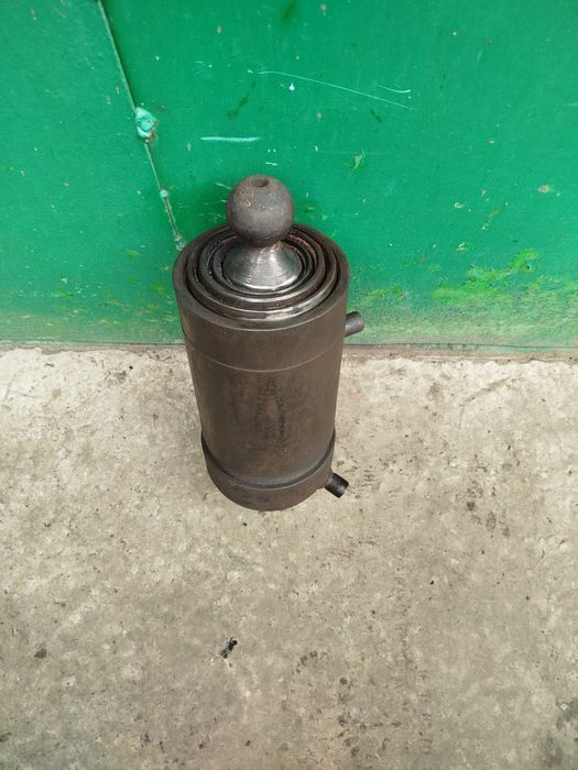 Гидроцилиндр ГАЗ, ЗИЛ 4-х штоковый