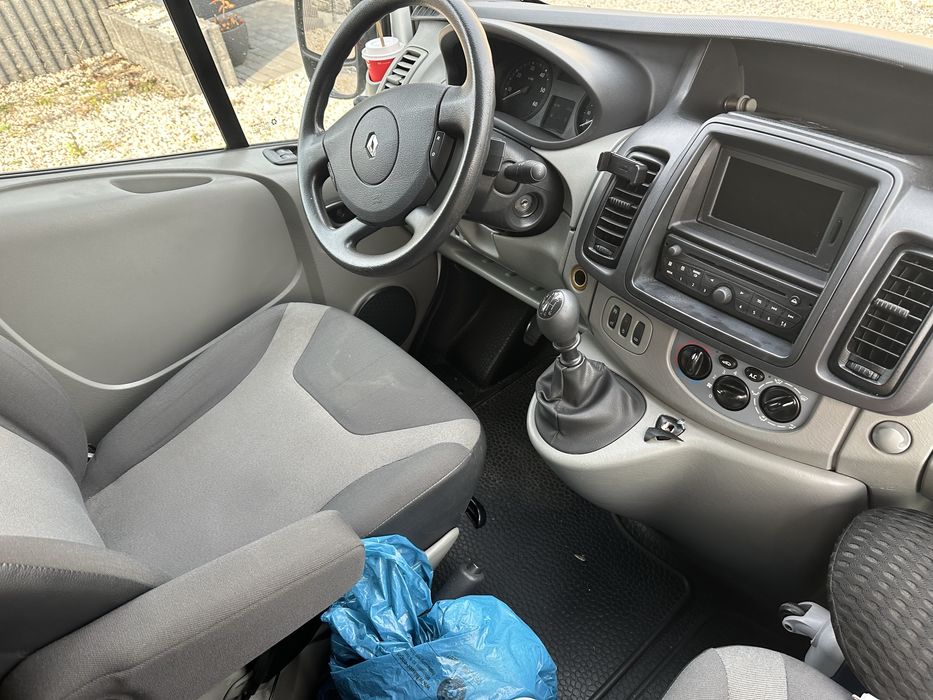 Renault trafic 2014.  2.0 dci klimatyzacia nawigacja