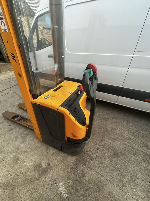 Jungheinrich EJC 214 elektryczny wózek masztowy , paletowy