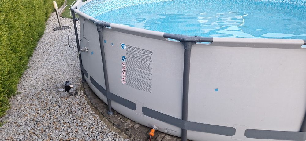 Używany  basen pompa kompletny nowy filtr