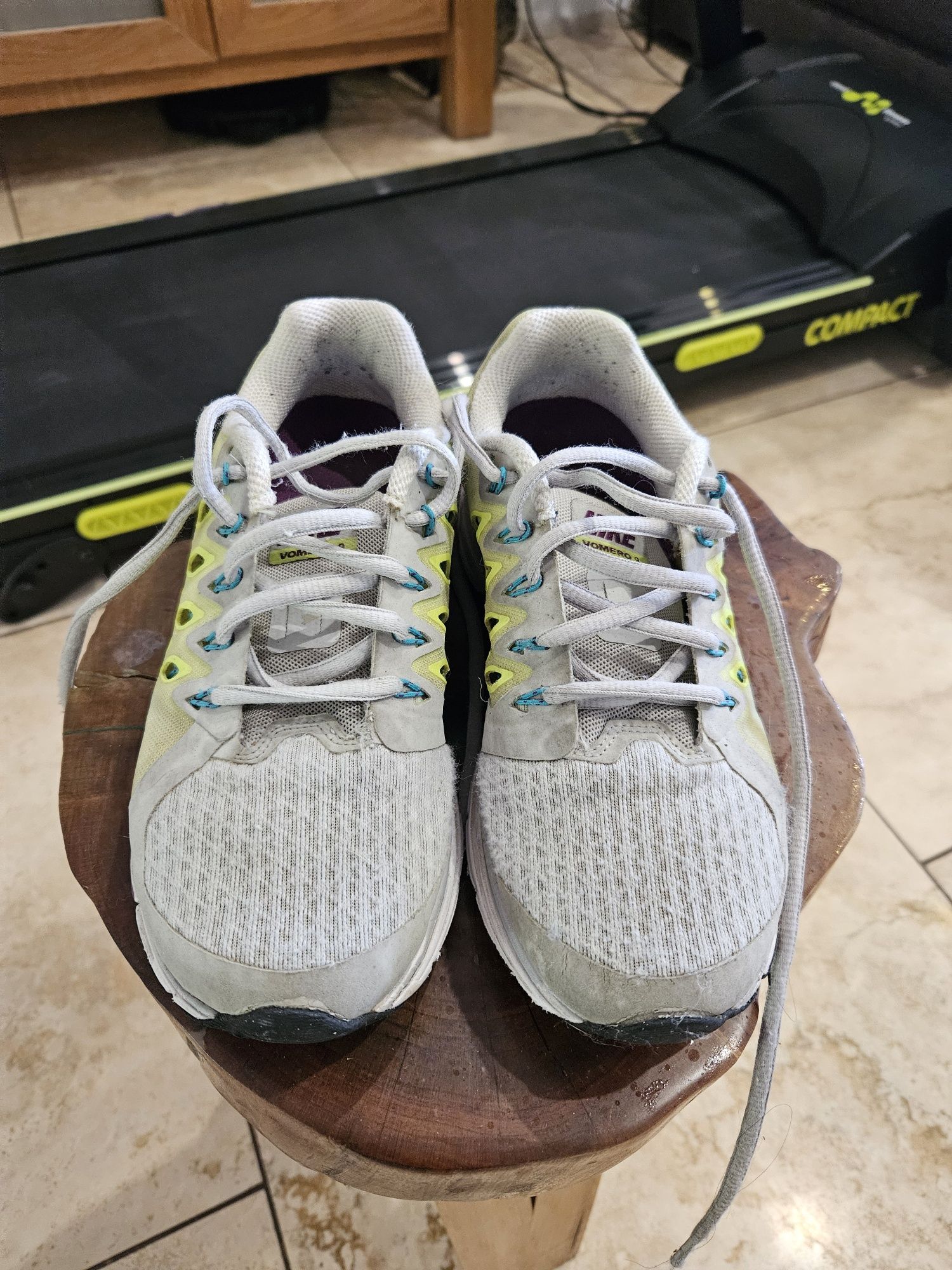 buty Nike  vomero 9 36