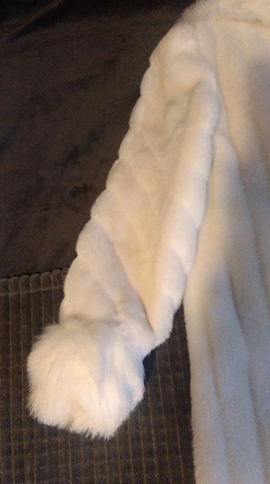 Futro białe, sztuczne