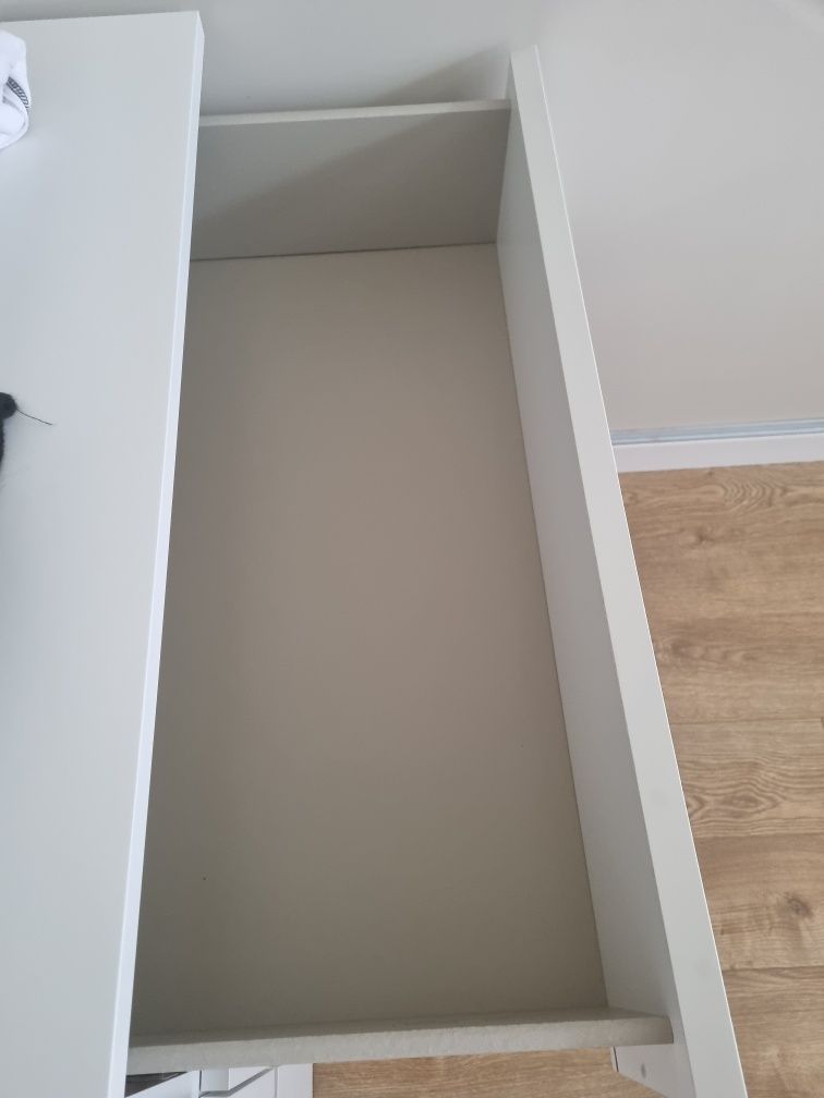 Komoda malm ikea