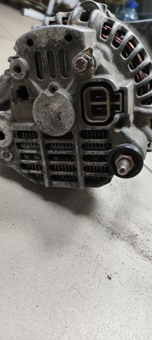 Продам генератор авто Мицубиси