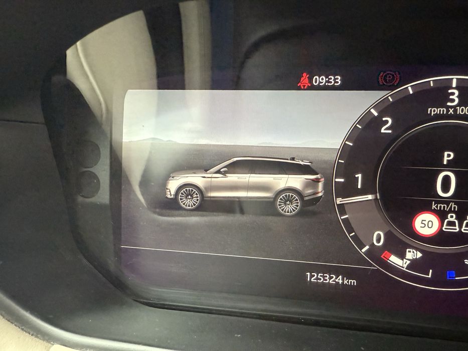 Samochod osobowy land rover velar