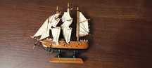 Statek drewniany miniaturka jolly roger