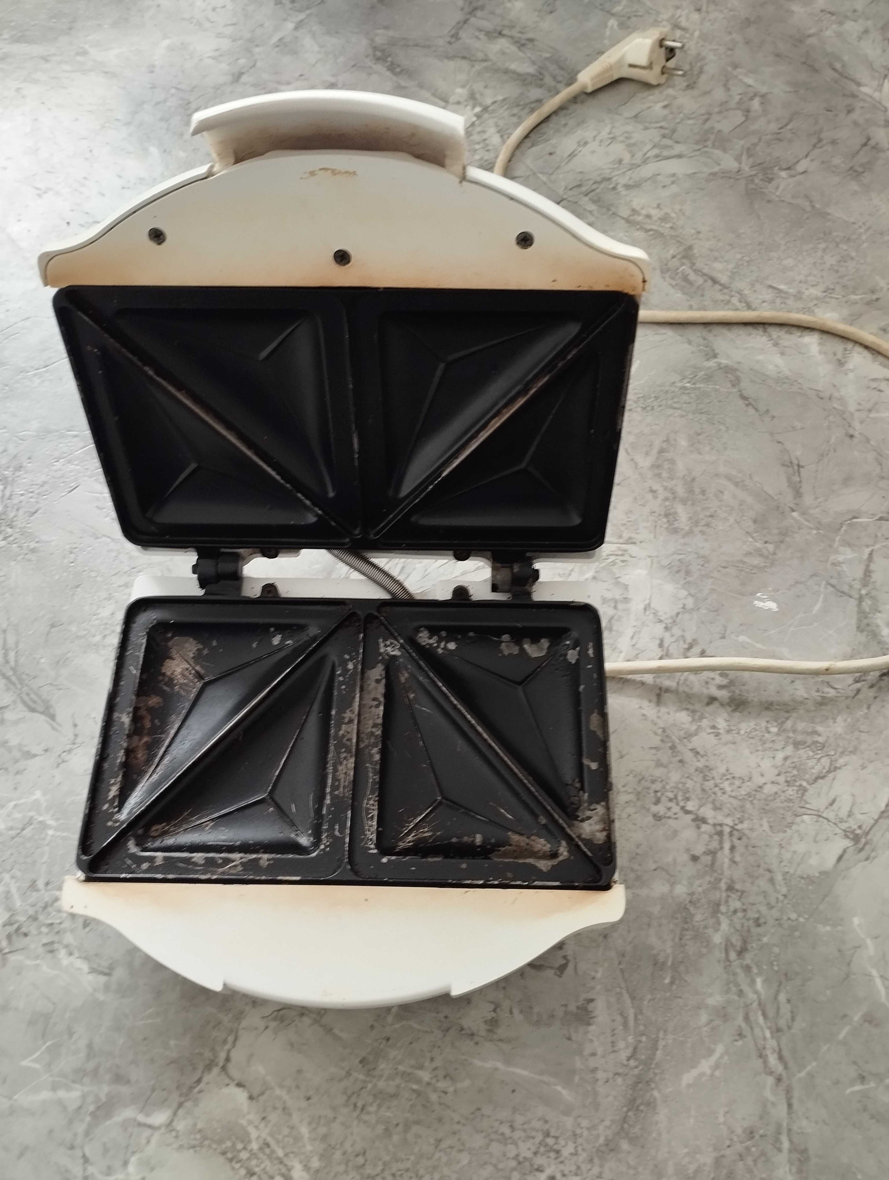 Toster, zapiekacz do kanapek MPM Product
