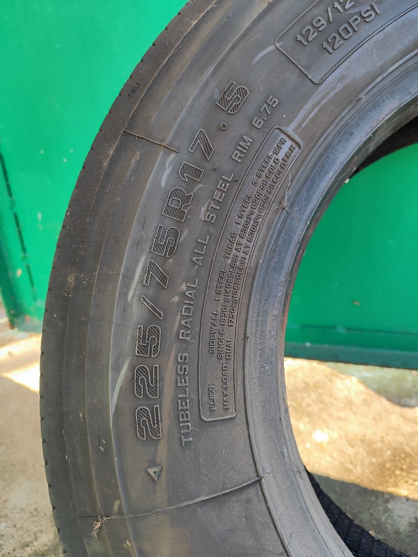 Шина  AEOLUS 225/75R 17.5