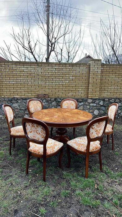 бароко 6 стільців  орех б\у