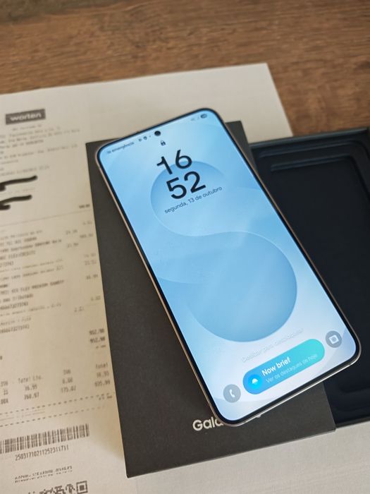 Samsung S25 5G 12GB/256GB Cinzento Seminovo C/Garantia Aceito Retomas