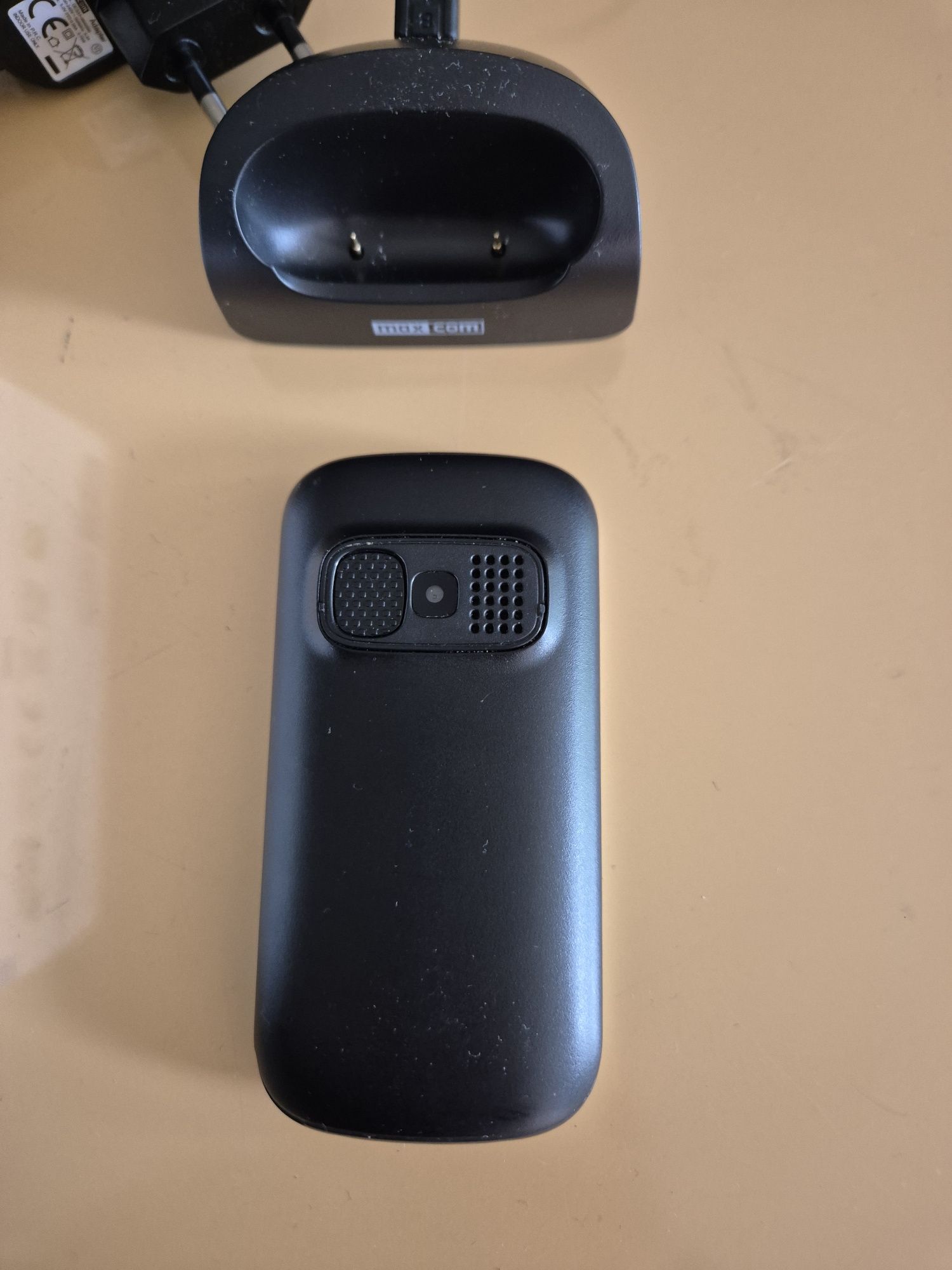 Telemovel MAXCOM MM462BB
