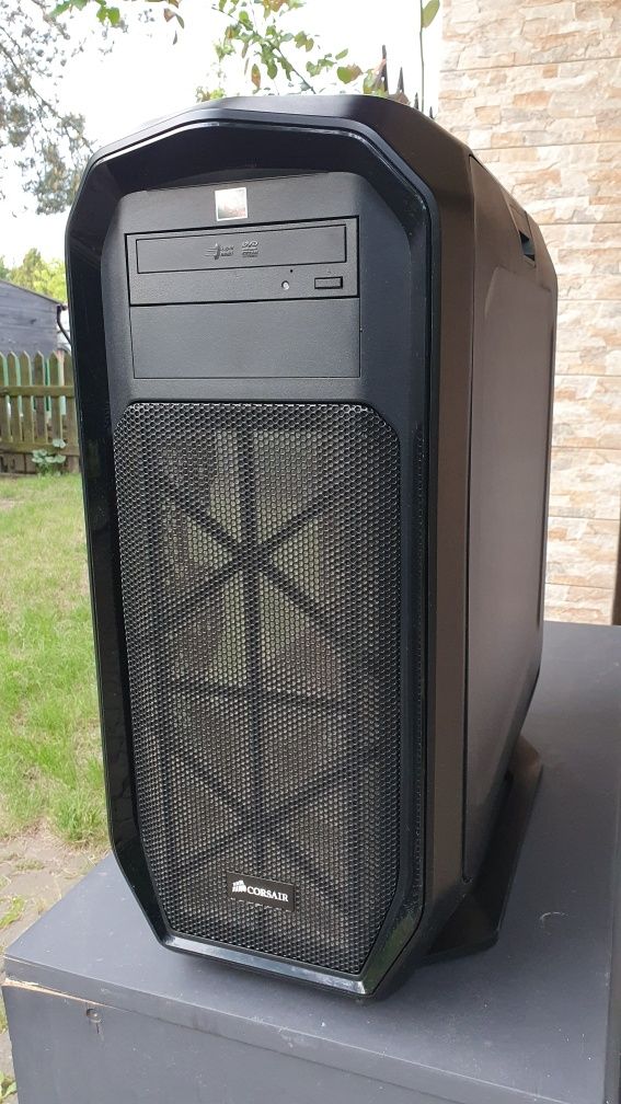 Obudowa Corsair Graphite 780T