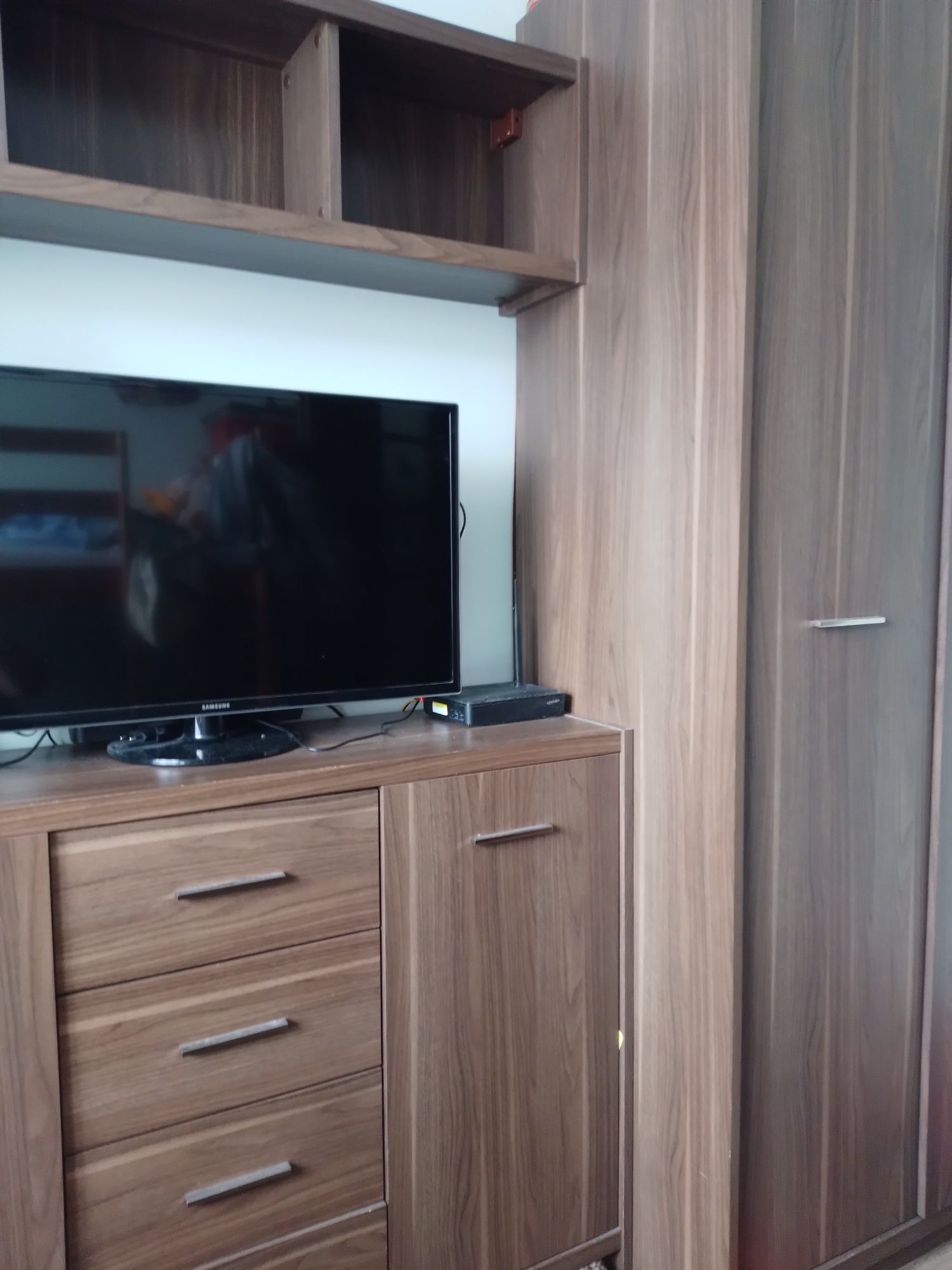 komplet mebli do pokoju