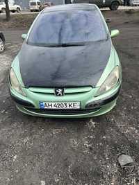 Машина Peugeot 307