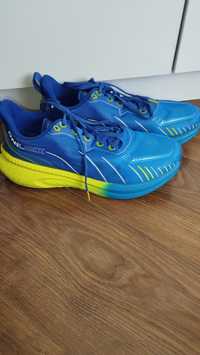 Кросівки кросовки Onemix для бігу бігові