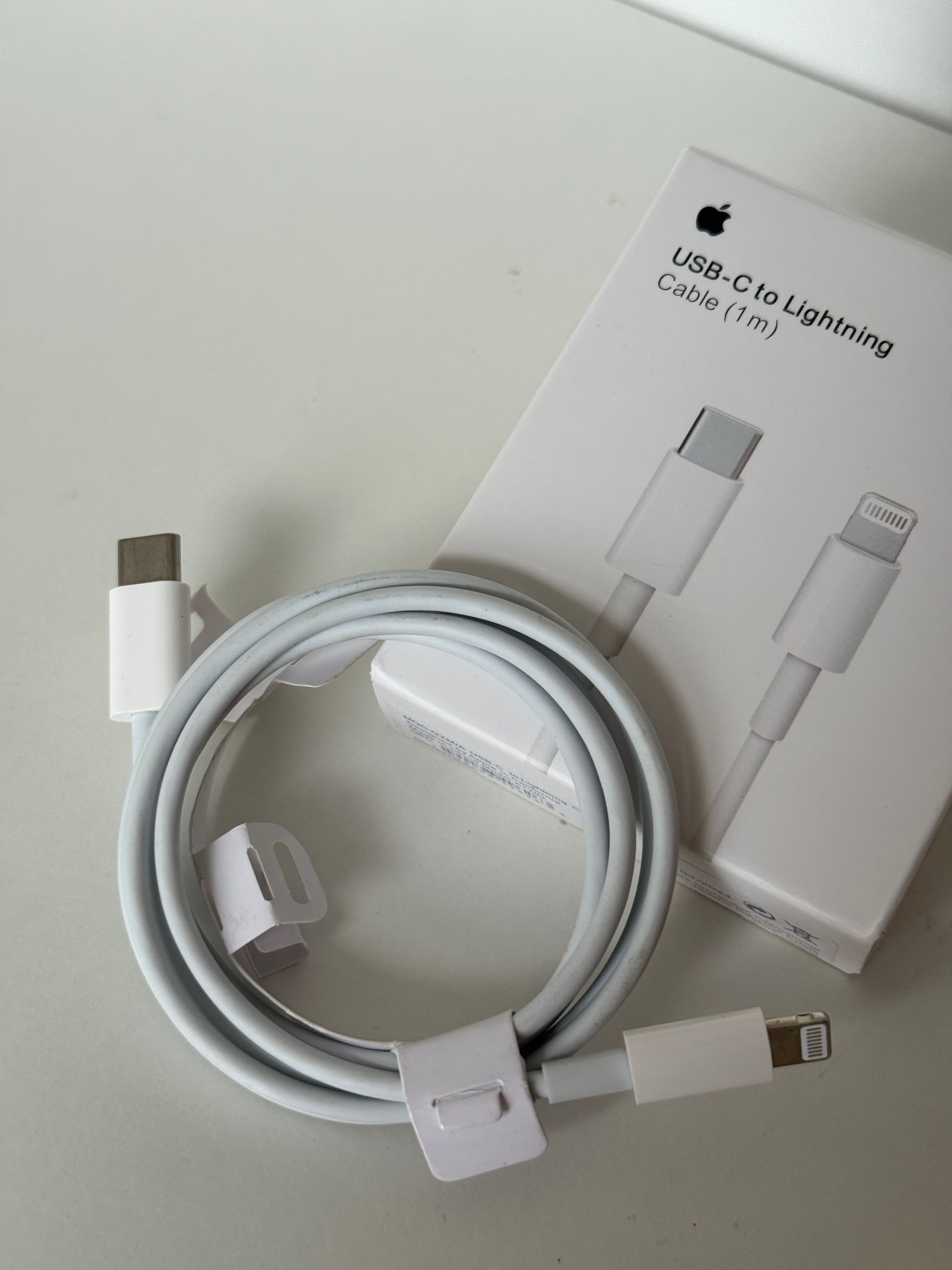 Кабель до IPhone для зарядки