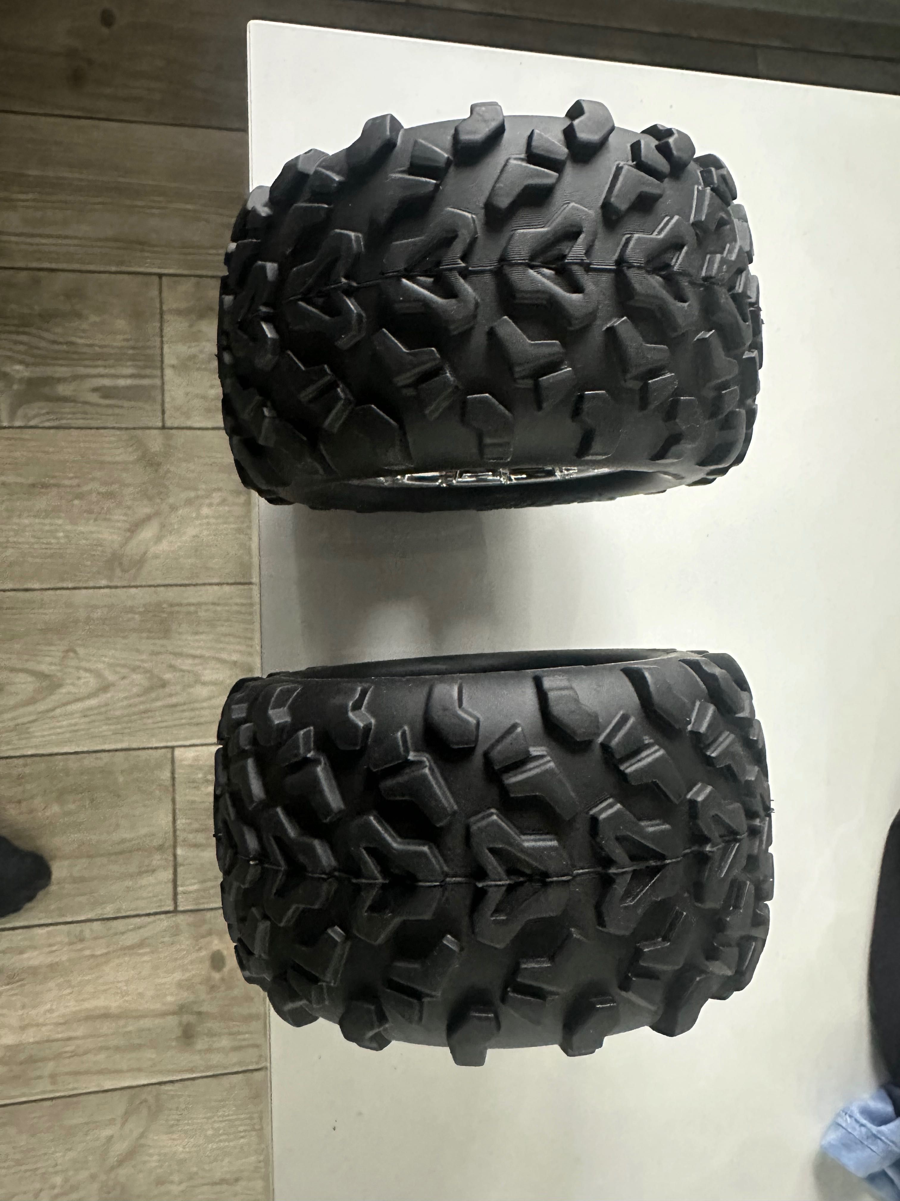Koła Traxxas Revo 3.3