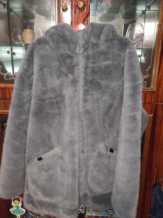 Шубка із штучного хутра 56-58 розмір